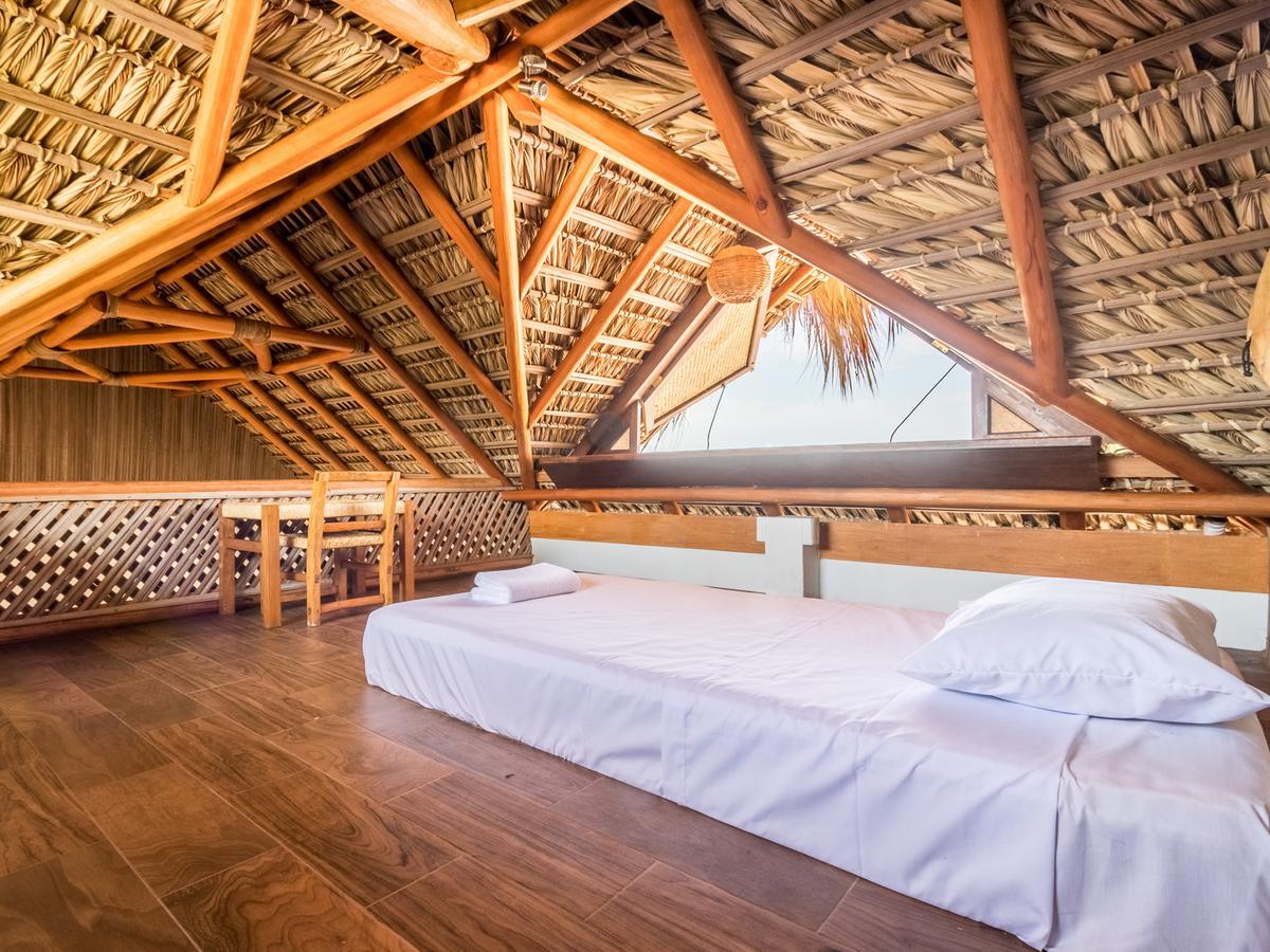 הוסטל Brisas de Zicatela Experiencia Surf Camp מראה חיצוני תמונה